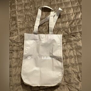Lululemon Reusable Tote Bag | Snap Closure